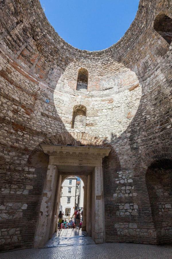 Amoretta With Parking Leilighet Split
